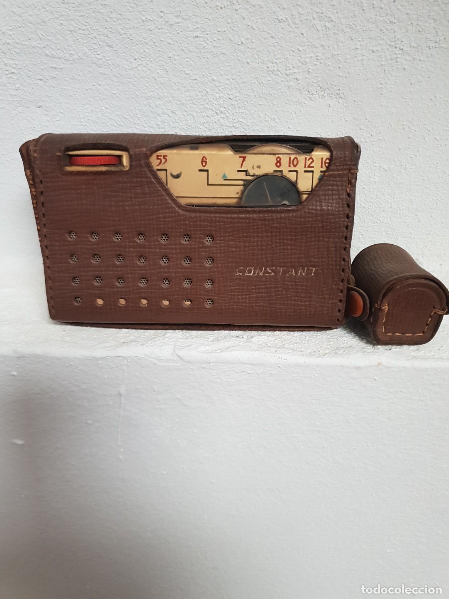 Radios antiguas: Transistor constant con funda y auriculares sin probar - Foto 1
