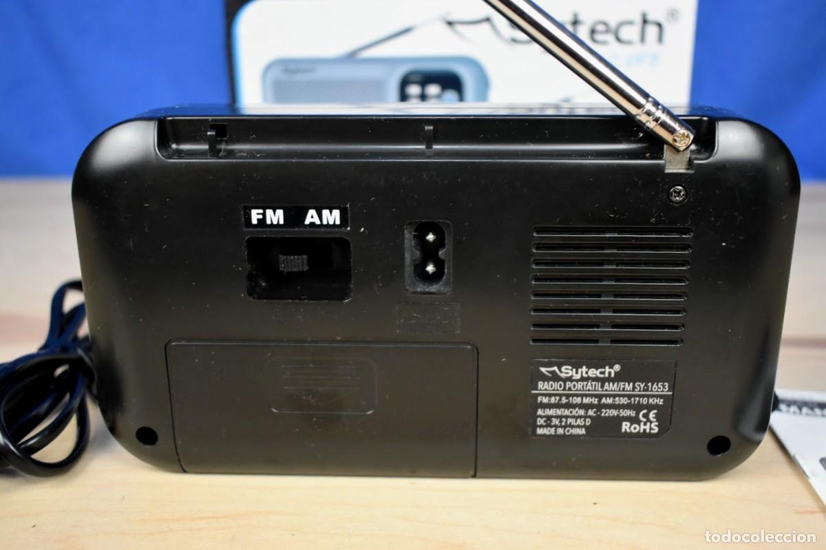 Radios antiguas: Radio port&aacute;til Sytech como nueva - Foto 7