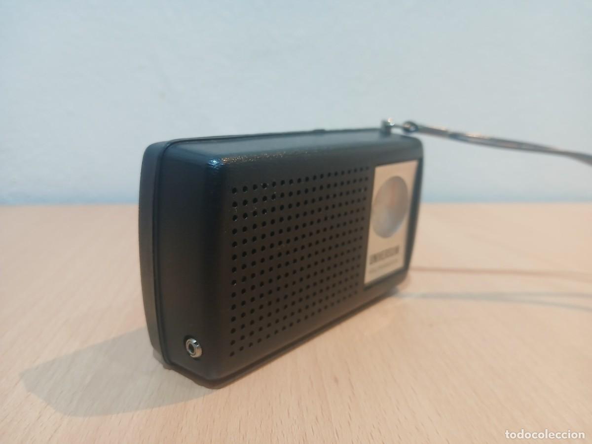 Radios antiguas: Radio transistor Universum - Foto 2