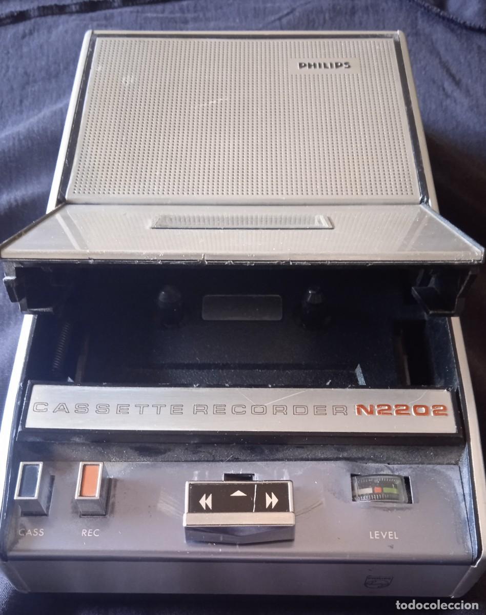 Radios antiguas: Cassette recorder Philips N2202 - Foto 2