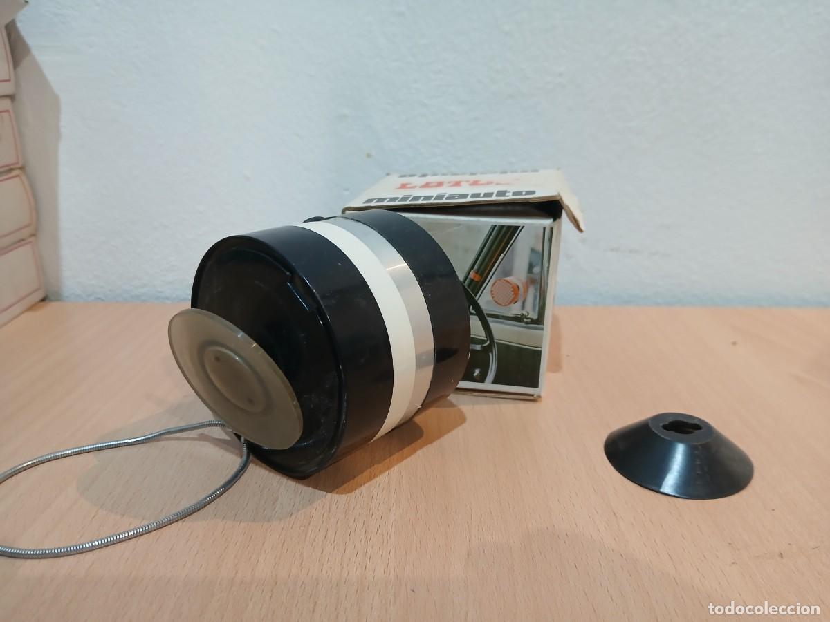 Radios antiguas: Radio transistor Lotus MiniAuto - Foto 2