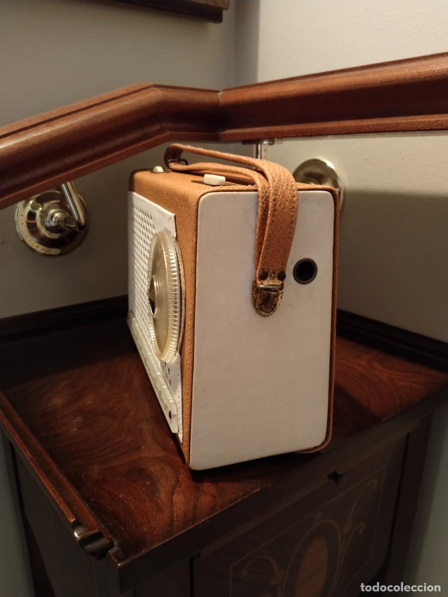 Radios antiguas: Radio transistor Schneider-Cadet Luxe - Foto 4