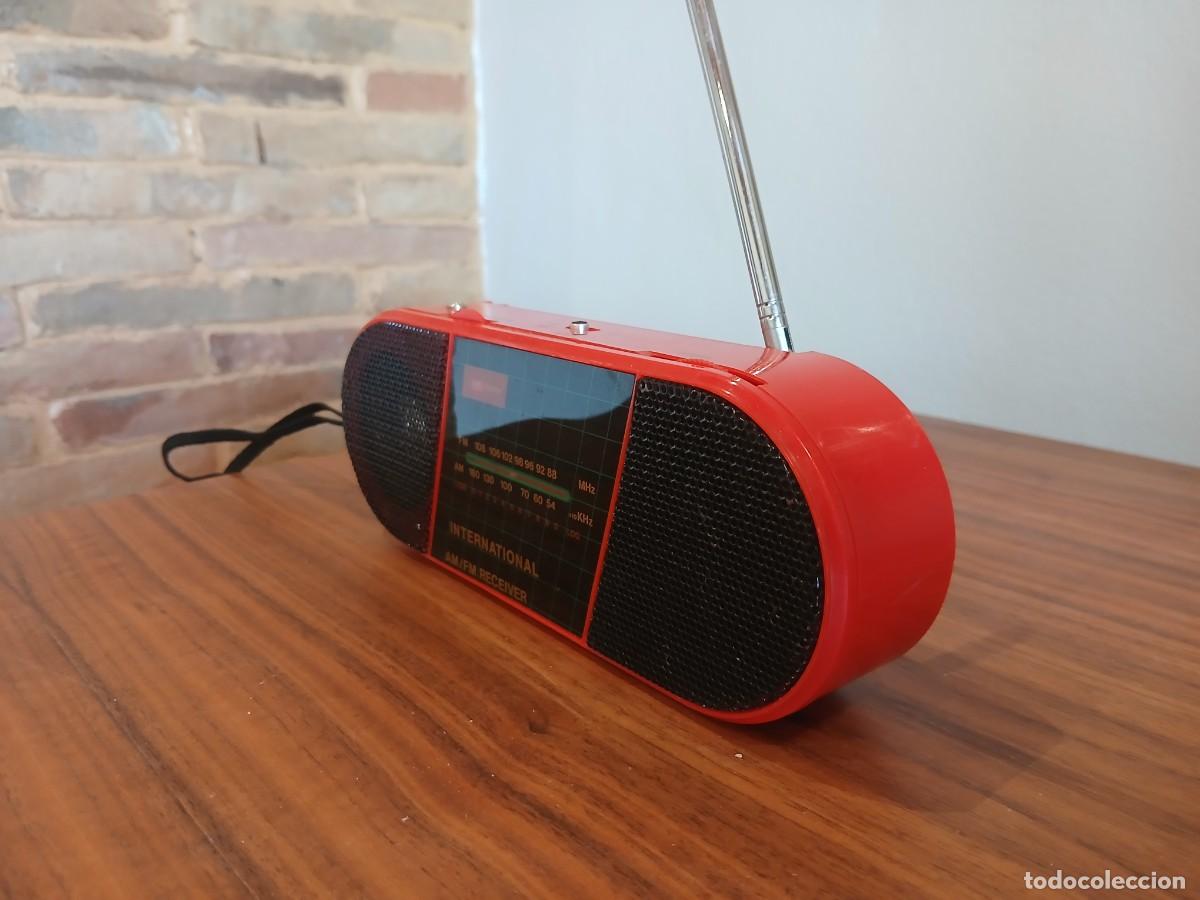 Radios antiguas: Radio transistor international S38 - Foto 2