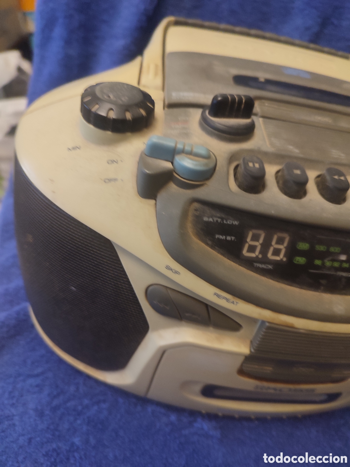 Radios antiguas: Radio CD casete Koss modelo PC1050T - Foto 6