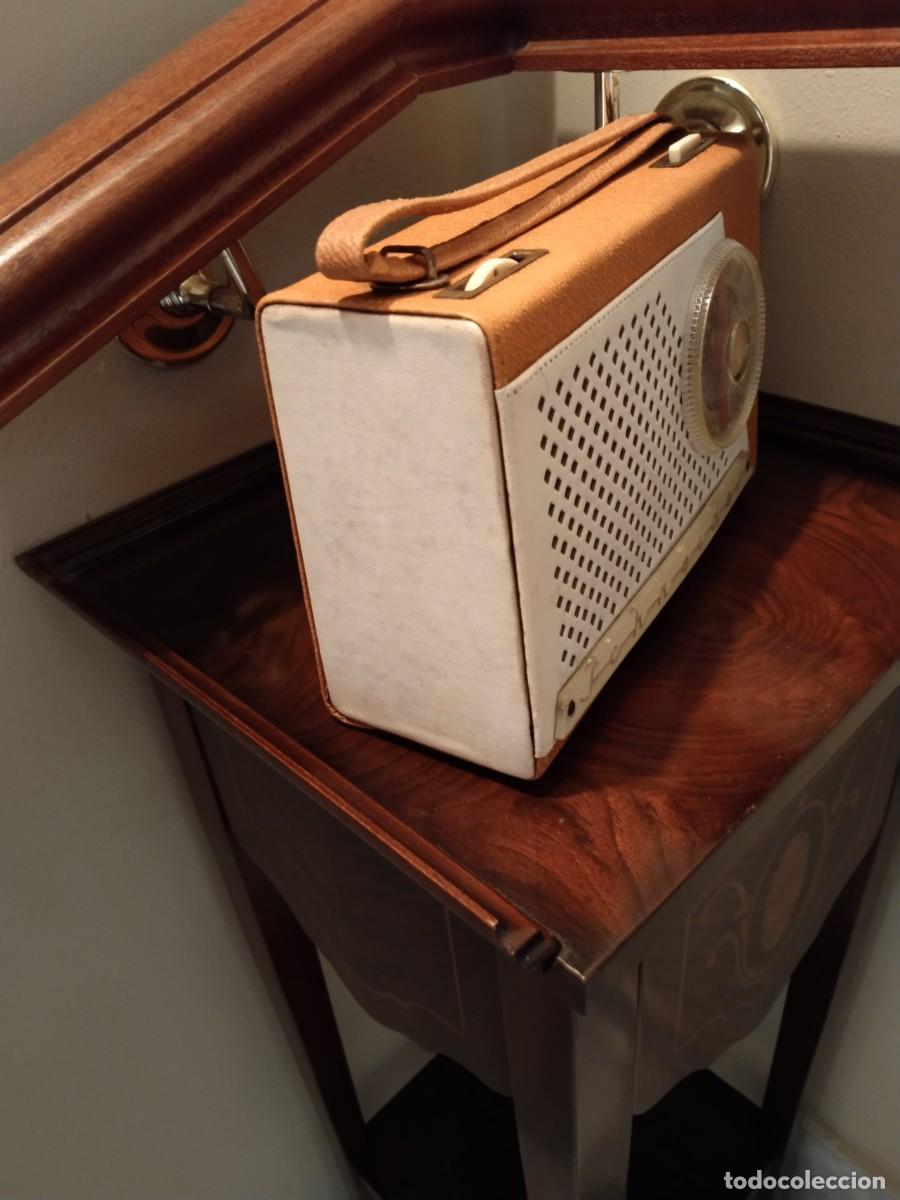Radios antiguas: Radio transistor Schneider Cadet de luxe - Foto 3