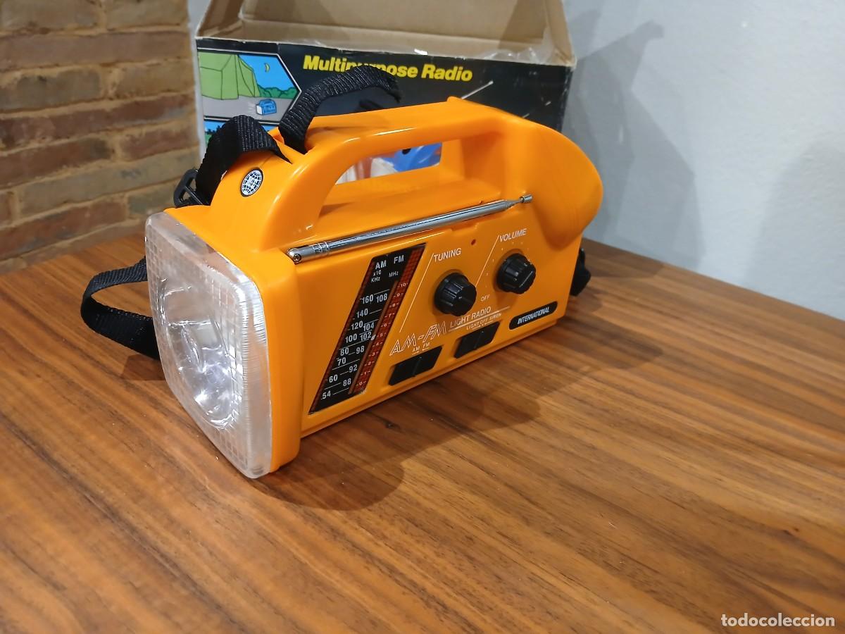 Radios antiguas: Radio alarma y luz International - Foto 2