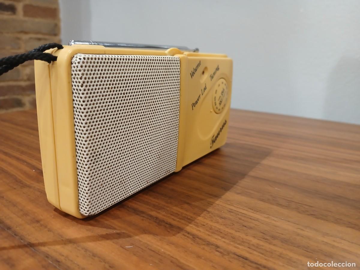 Radios antiguas: Radio transistor Taurus - Foto 4