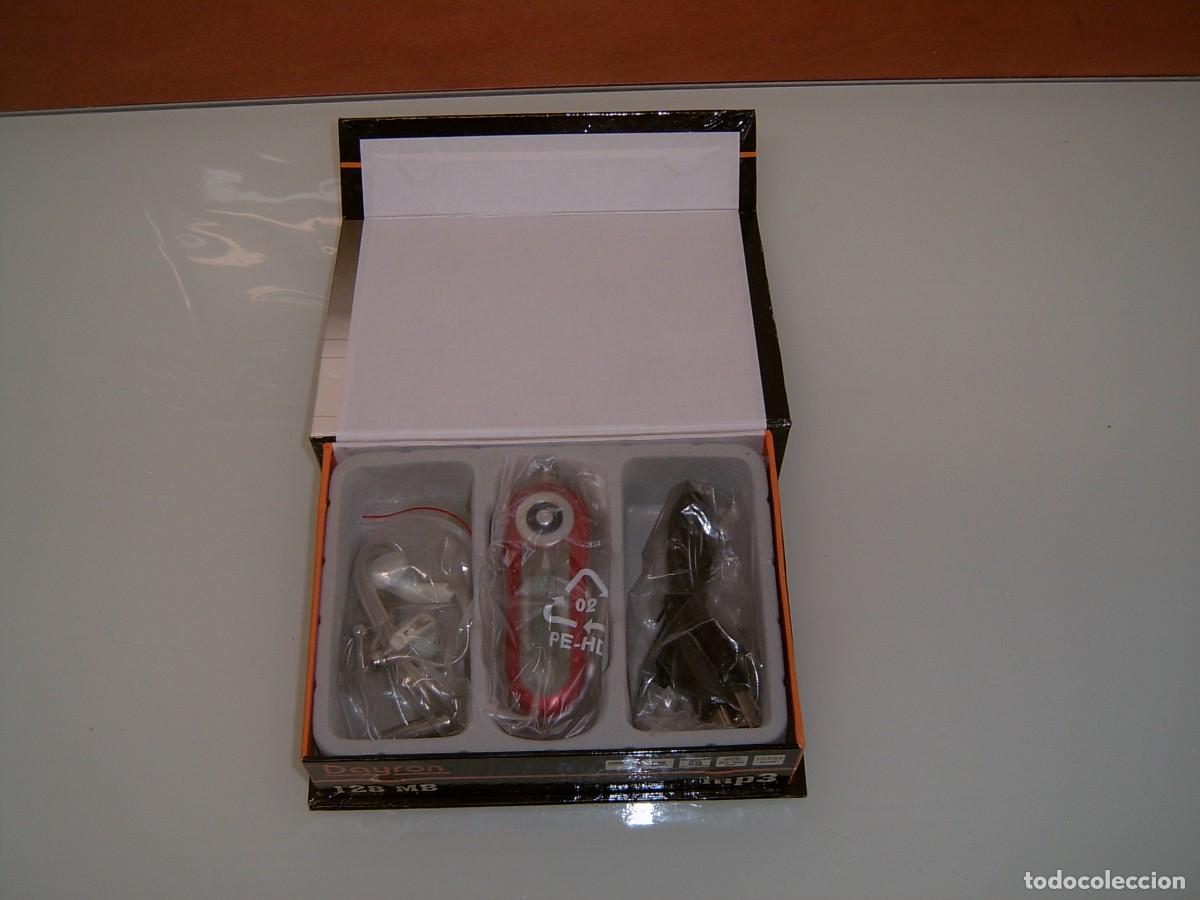 Radios antiguas: MP3 DAYRON 128MB NUEVO - Foto 2