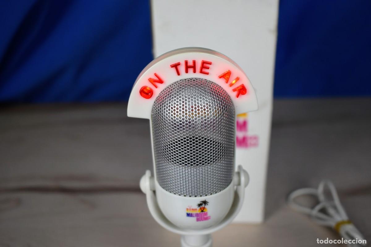 Radios antiguas: Original radio en forma de micr&oacute;fono con luz maliboom - Foto 3
