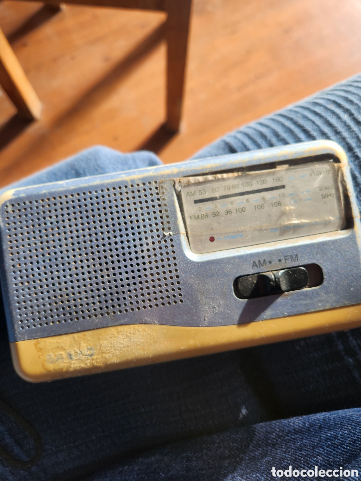 Radios antiguas: Radio vintage SANYO pilas - Foto 3
