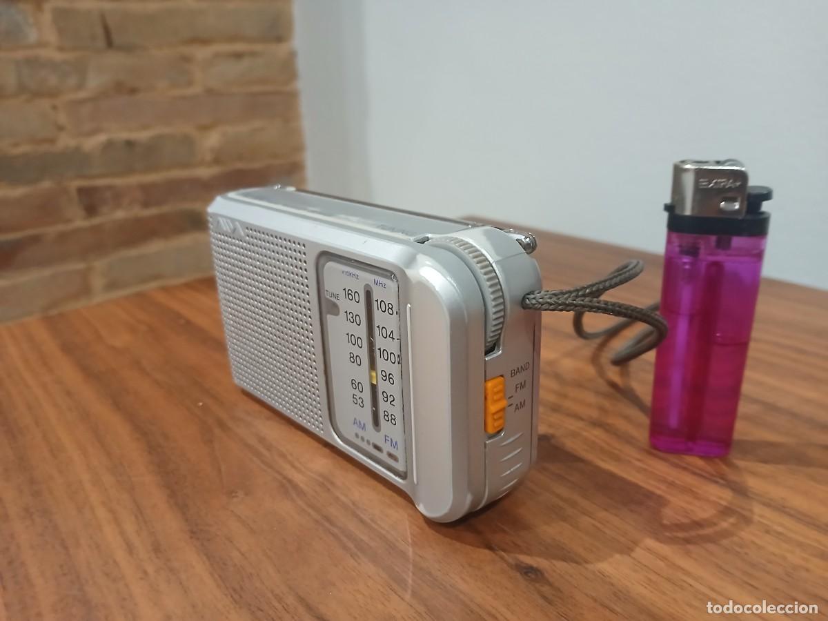 Radios antiguas: Radio transistor de bolsillo - Foto 3
