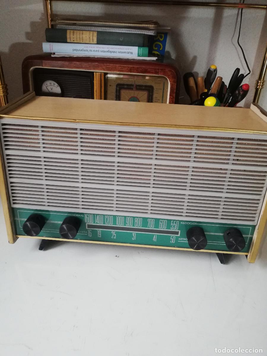 Radios antiguas: Radio de transistores &rdquo;Lauren&rdquo; - Foto 1