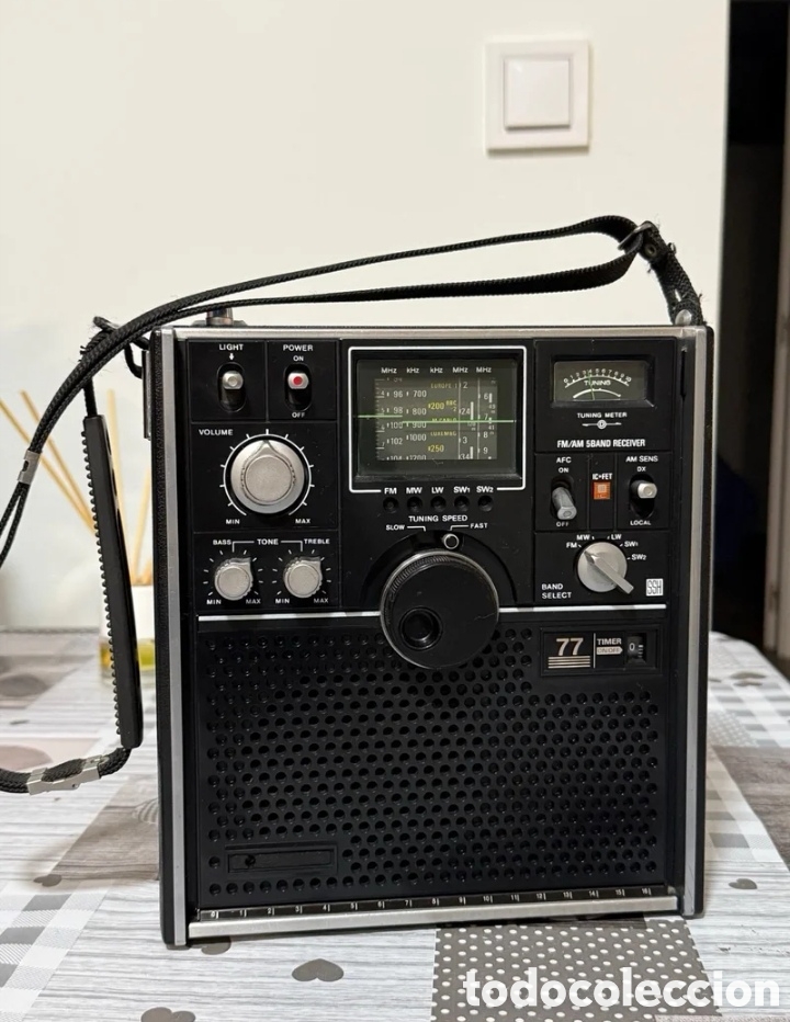 Radios antiguas: Radio SONY CAPTAIN 77 - Foto 2