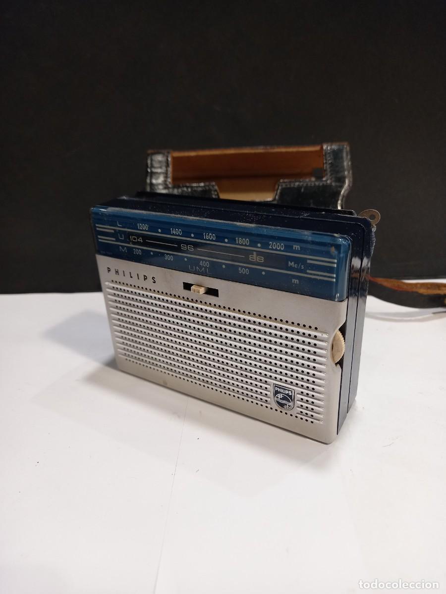 Radios antiguas: RADIO TRANSISTOR PHILIPS CON SU FUNDA ORIGINAL (G) - Foto 3
