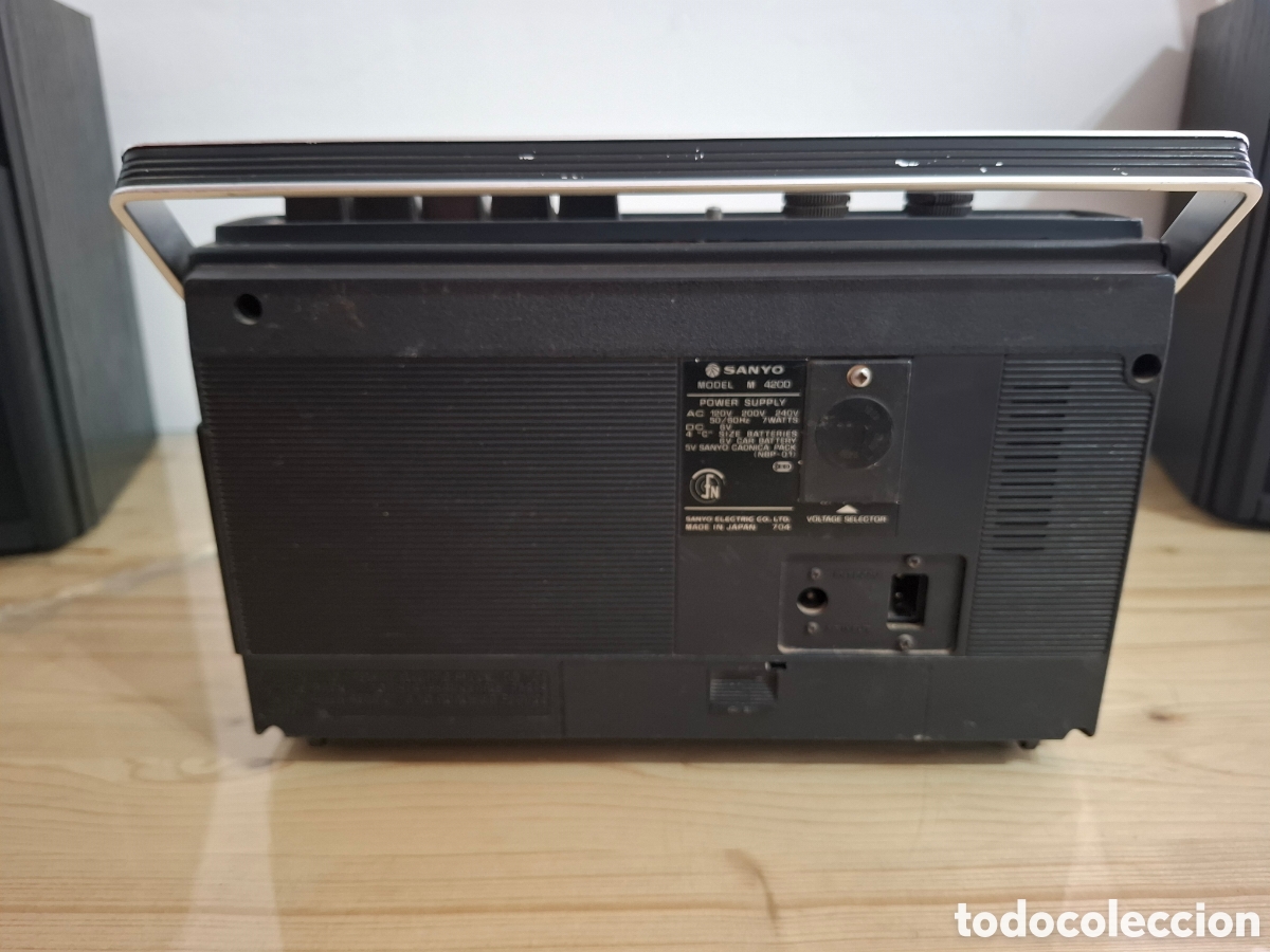 Radios antiguas: Cassette port&aacute;til Sanyo M4200 - Foto 6
