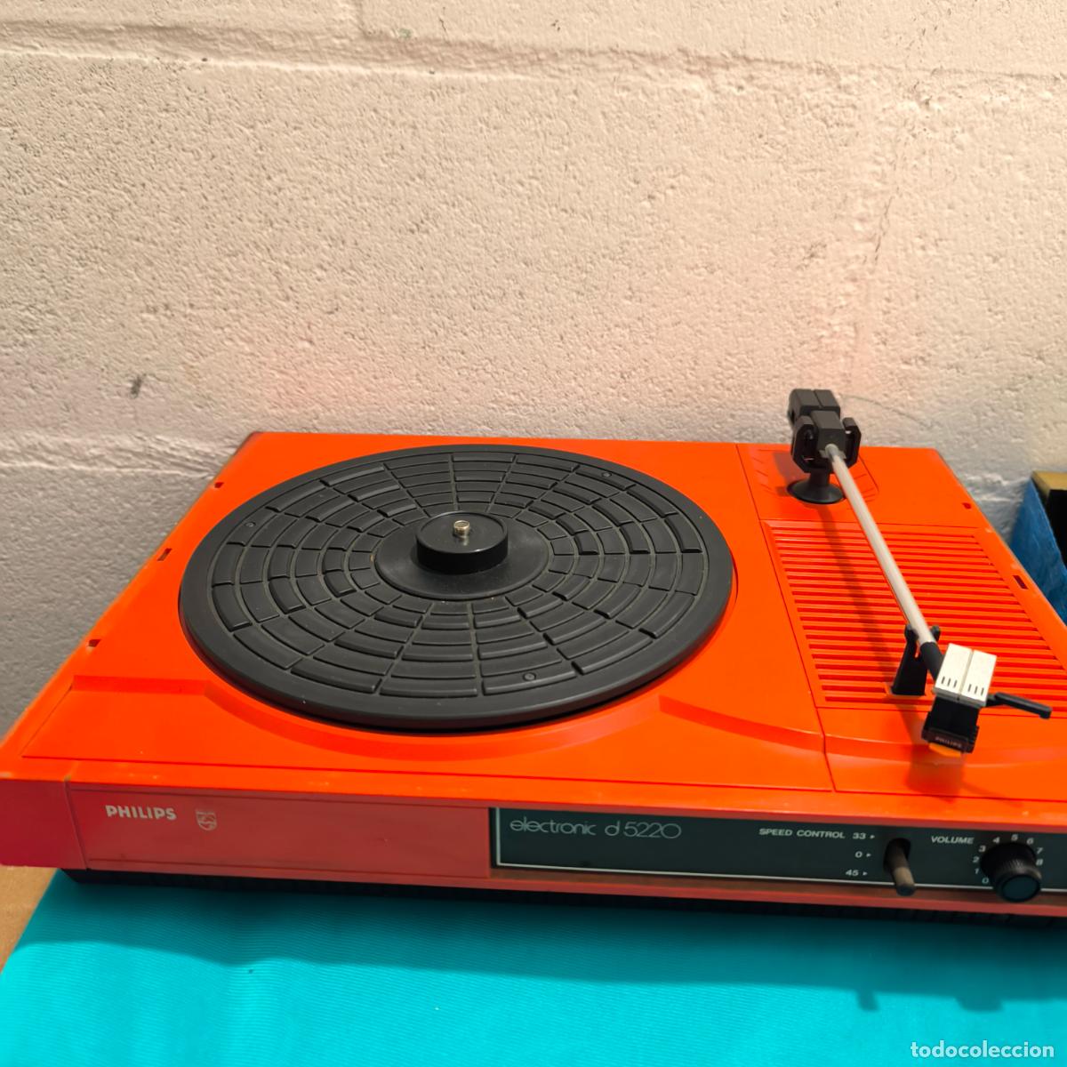 Radios antiguas: Tocadiscos electronic D-5220 Philips funcionando correctamente - Foto 2