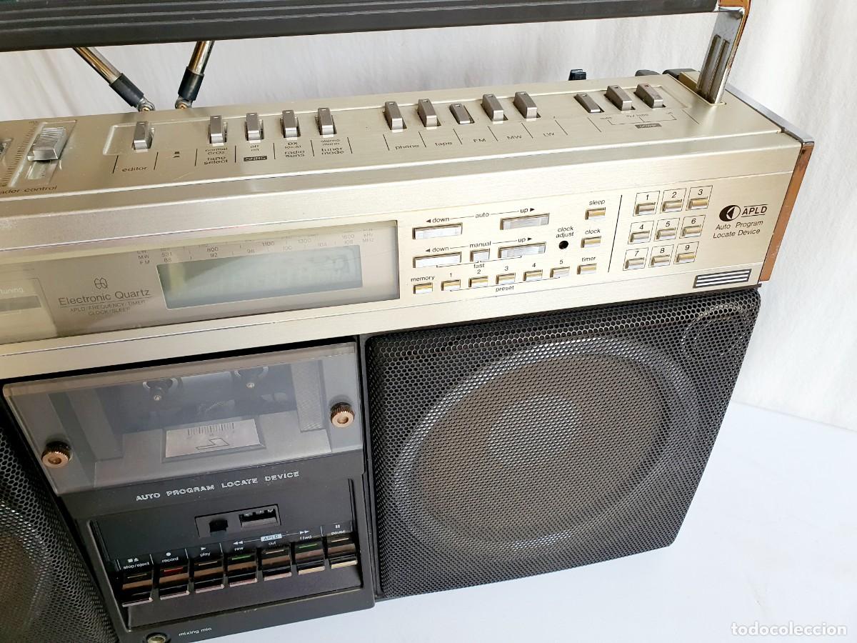 Radios antiguas: Sharp GF 9595. 1979. - Foto 4