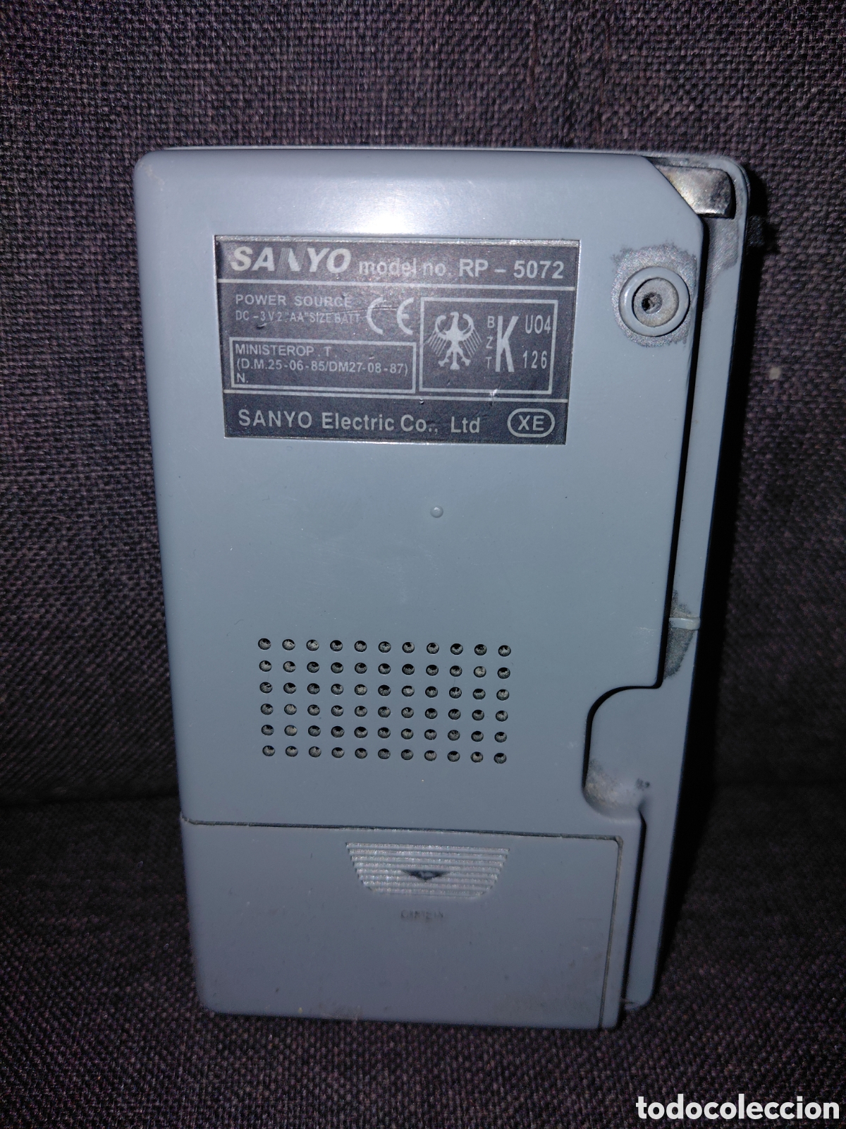 Radios antiguas: Radio transistor Sanyo - Foto 2