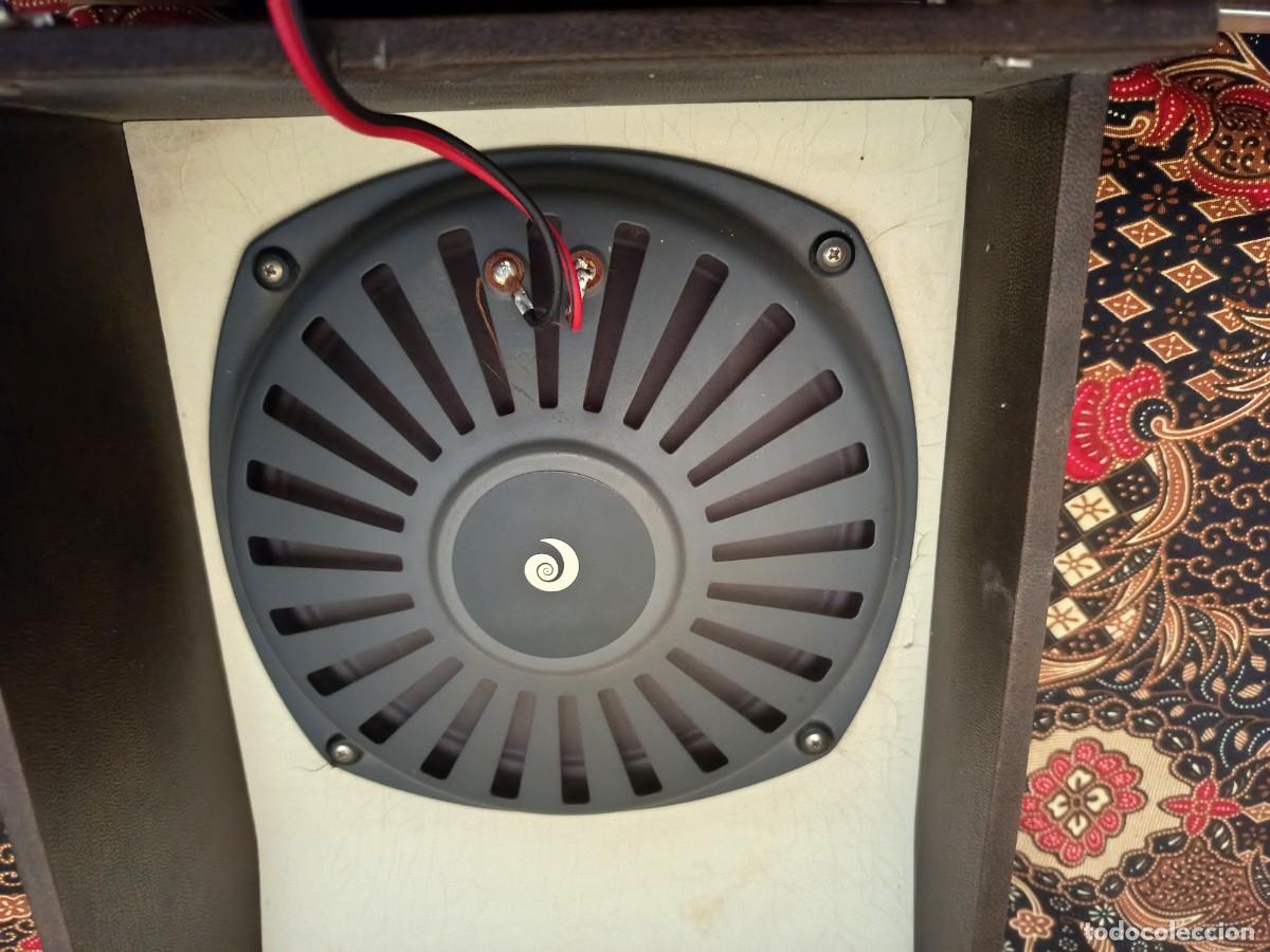 Radios antiguas: TOCADISCOS DE MALETA CON DOS ALTAVOCES COSMO 3810, FUNCIONANDO BIEN - Foto 5