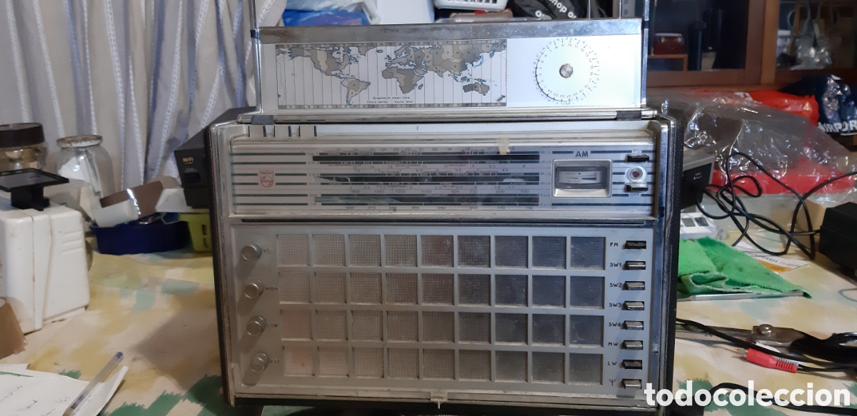 Radios antiguas: Receptor Philips FM-AM DE LUXE - Foto 1