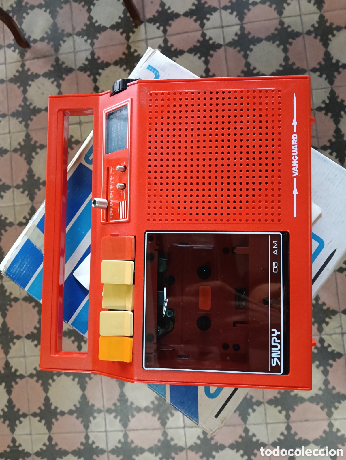 Radios Anciennes: Radio Cassette Vanguard Snupy 05 AM | Vintage Space Age | Con Caja Original