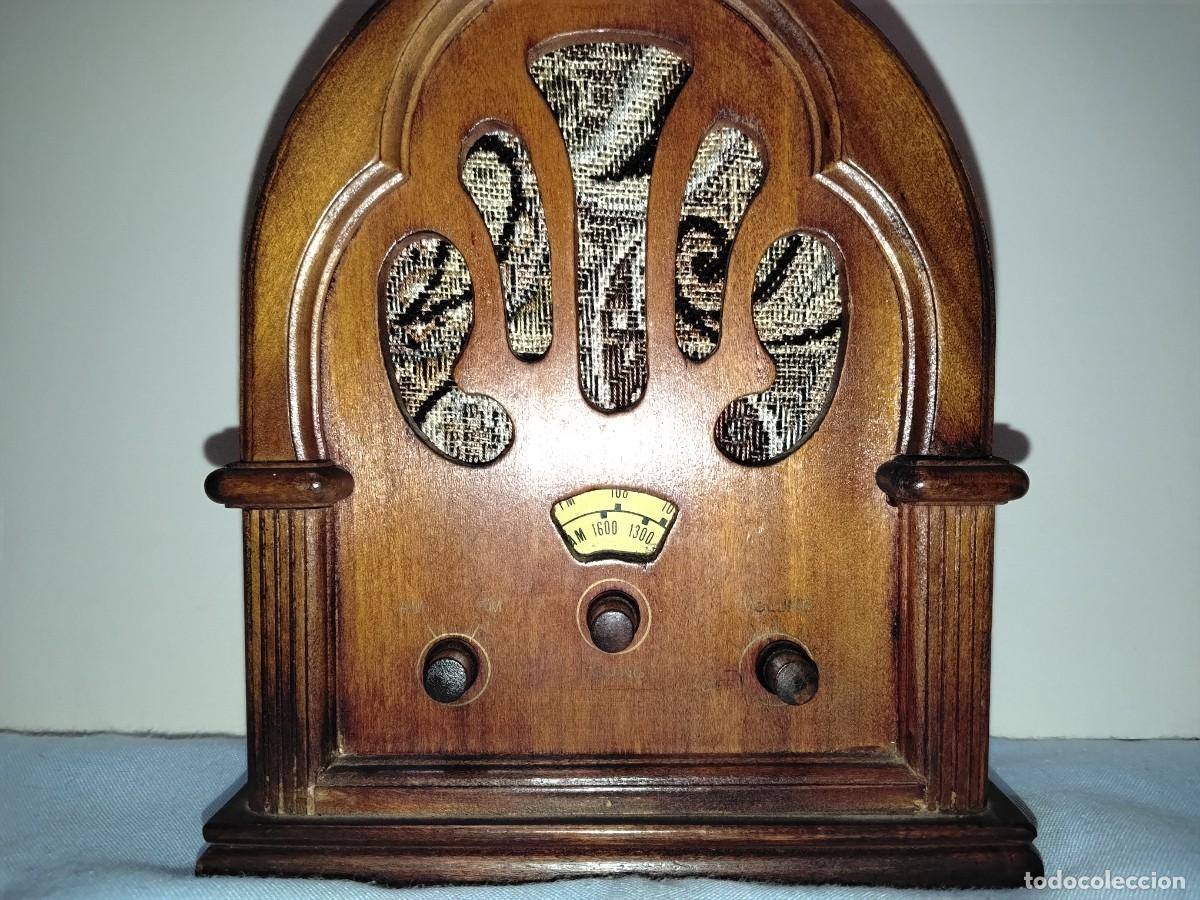 Radios antiguas: RADIO DE CAPILLA EN MADERA - Foto 2