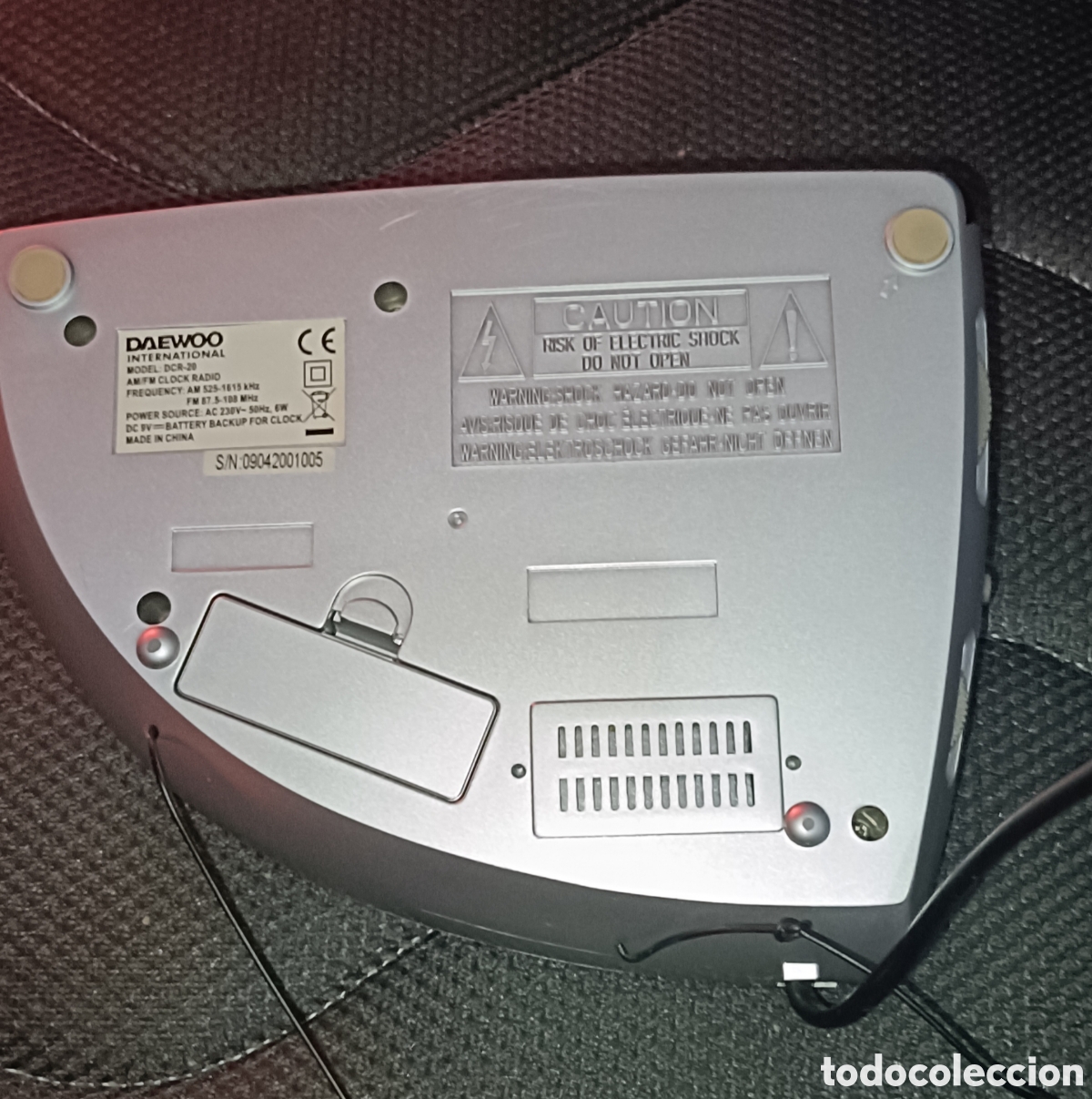 Radios antiguas: Radio Reloj Daewoo DCR-20. Buen estado. - Foto 3