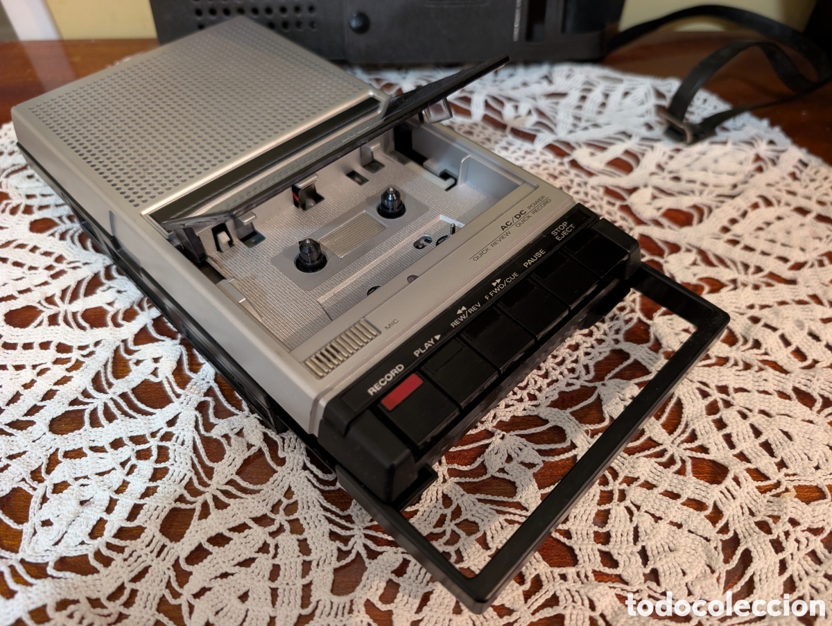 Radios antiguas: Reproductor Cassette Sanyo Slim 3 - Foto 2
