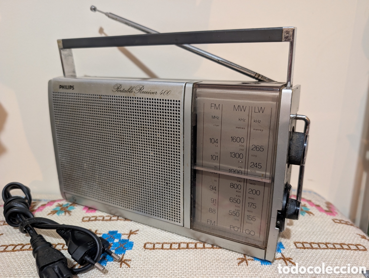 Radios antiguas: Radio Philips Portable Receiver 400, Funciona. - Foto 2