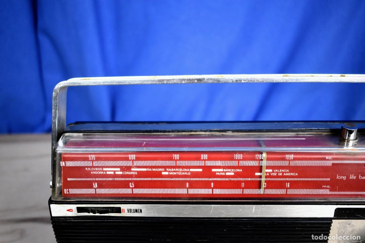 Radios antiguas: Radio Vanguard super centauro a&ntilde;o 1965 - Foto 4