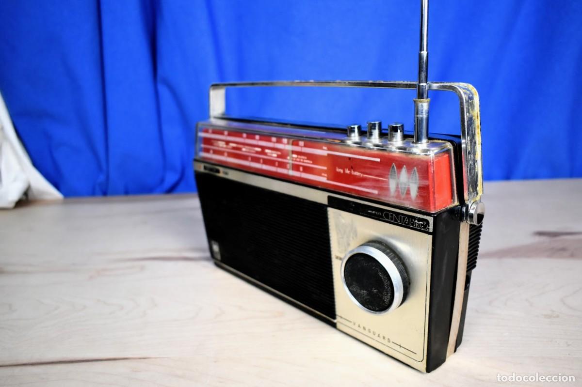 Radios antiguas: Radio Vanguard super centauro a&ntilde;o 1965 - Foto 8