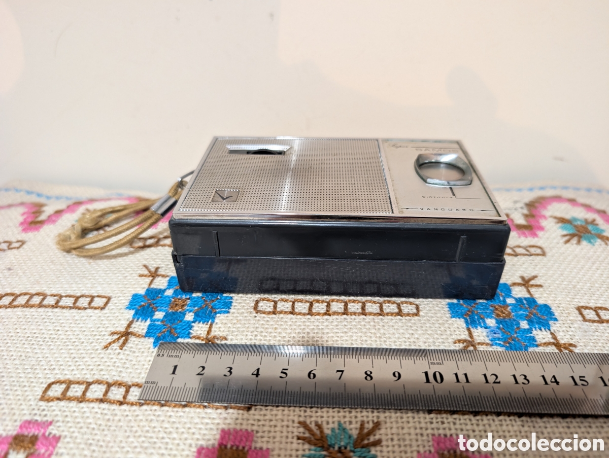 Radios antiguas: Radio Vanguard Super Samos 29PT-S4. - Foto 6