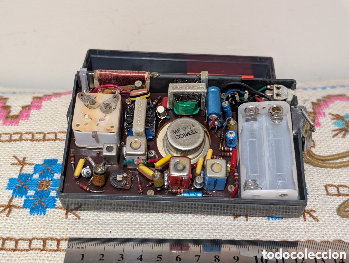 Radios antiguas: Radio Vanguard Super Samos 29PT-S4. - Foto 8