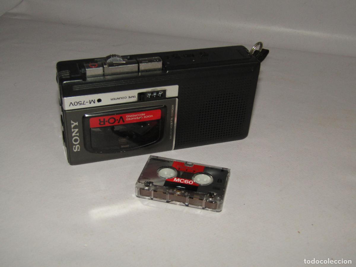 Radios antiguas: Antigua Grabadora Micro Casette Recorder SONY M-750V Made in Japan - A&ntilde;os 1980s.