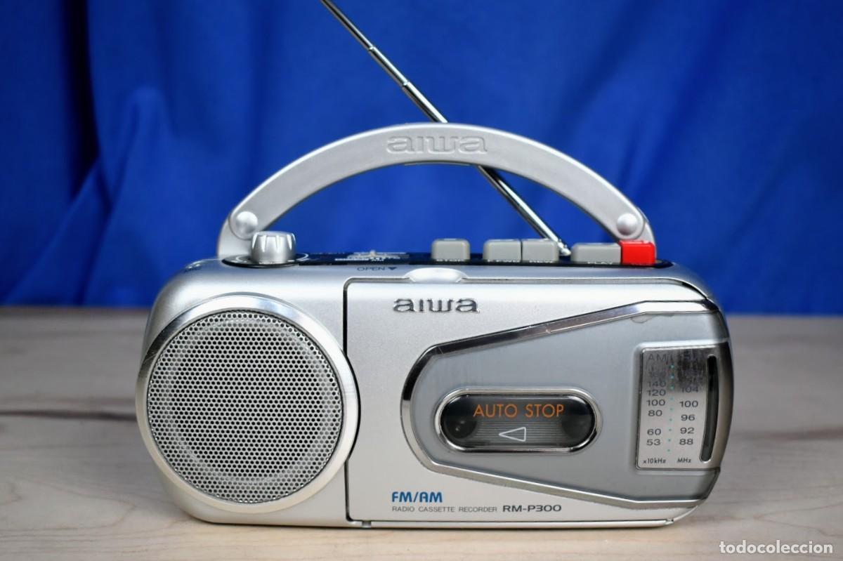 Radios antiguas: Radio cassette Aiwa RM-P300