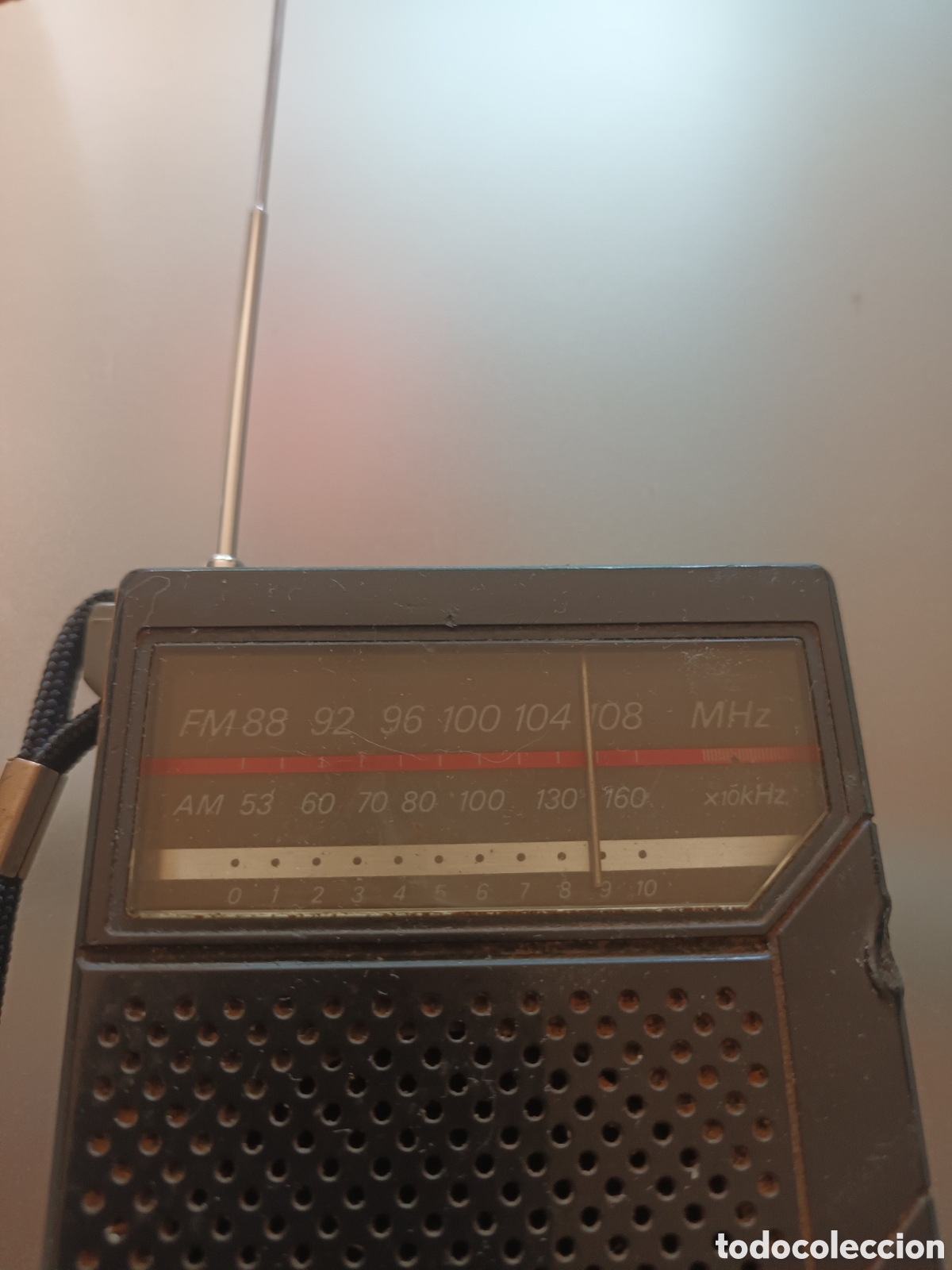 Radios antiguas: ANTIGUO TRANSISTOR MARCA SANYO FUNCIONA PERFECTAMENTE - Foto 3