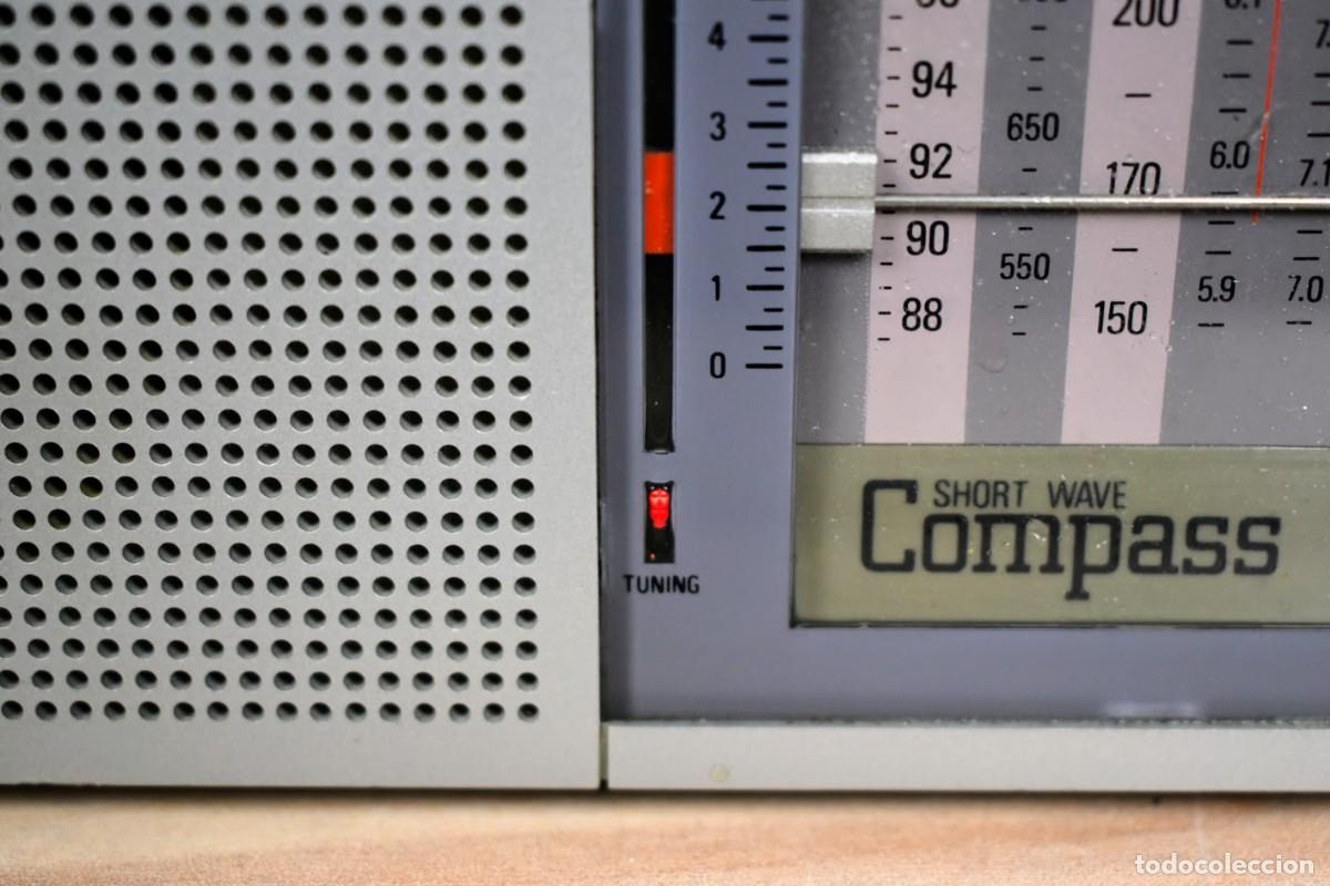 Radios antiguas: Radio multibanda Philips D2825 a&ntilde;o 1982 - Foto 3