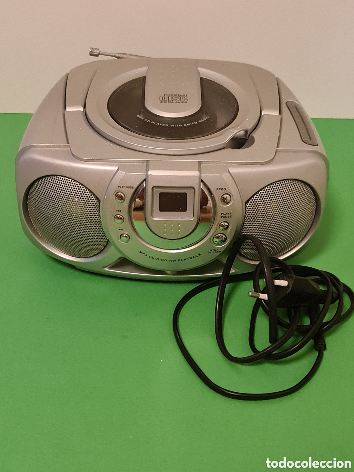 Radios antiguas: Radio CD Siplec B60-MP3 Plata.