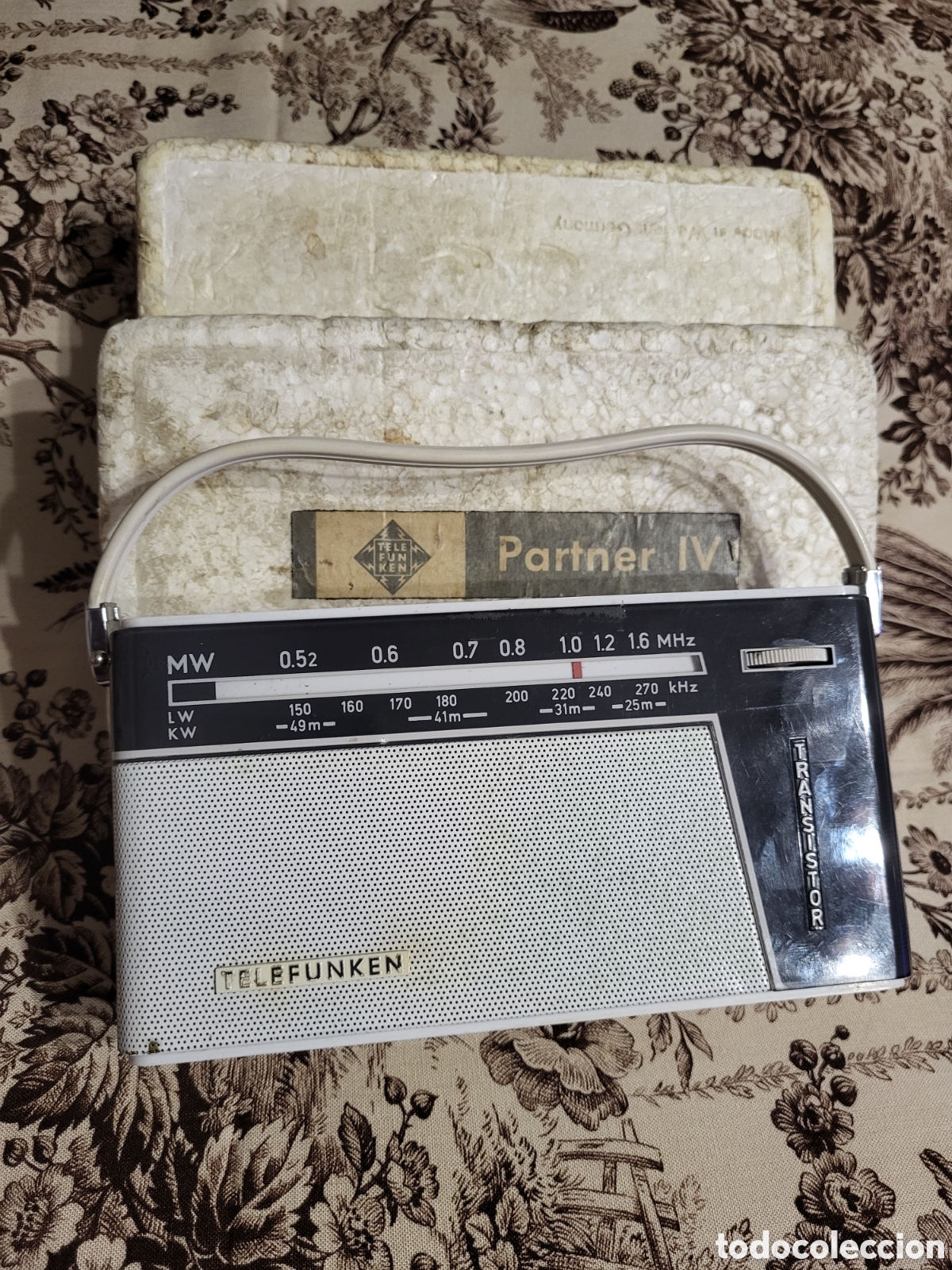 Radios antiguas: Radio Transistor Vintage Telefunken Partner IV (1961-63) + Caja Original - Sin Probar