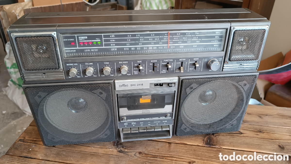 Radios antiguas: Radio cassette intercord vintage