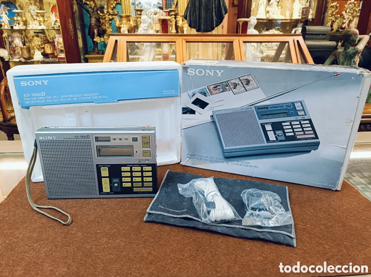 Radios antiguas: Radio multibanda SONY ICF 7600 D. FUNCIONANDO Y CON CAJA Y ACCESORIOS