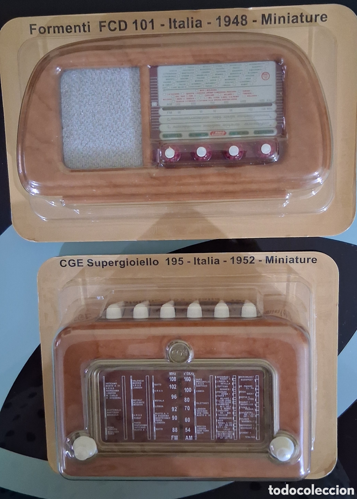 Radios antiguas: 2 Miniaturas Radios de Anta&ntilde;o
