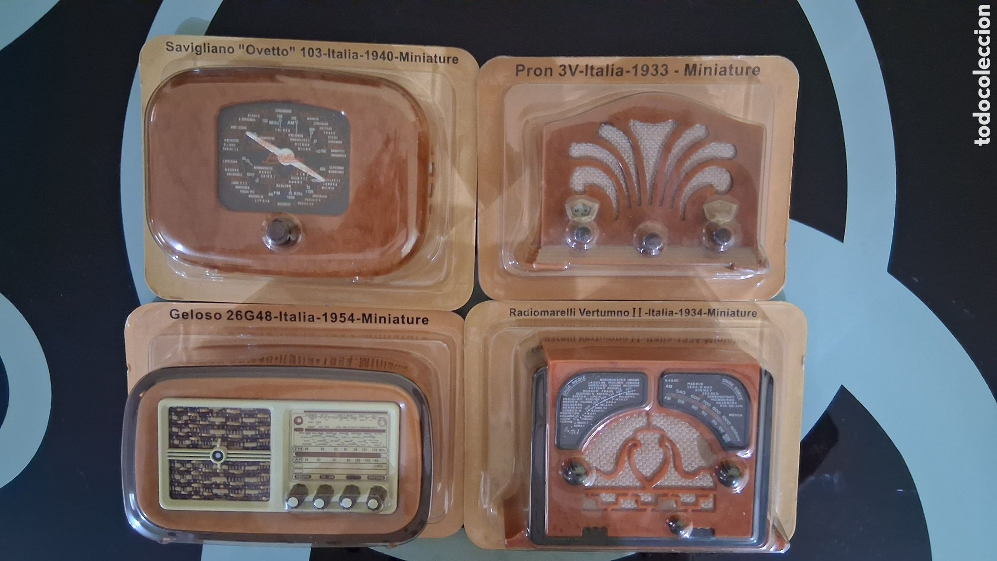 Radios antiguas: 4 Miniaturas de Radios de Anta&ntilde;o