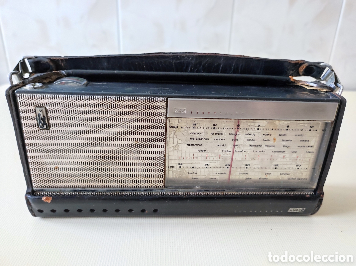 Radios antiguas: RADIO LAVIS - TRANSISTOR 748