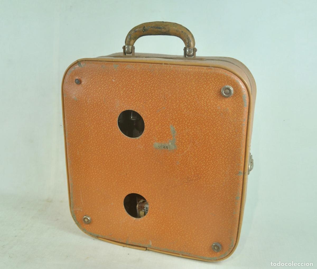 Radios antiguas: Tocadiscos de la marca Ed&eacute;n con funda marr&oacute;n - Foto 2