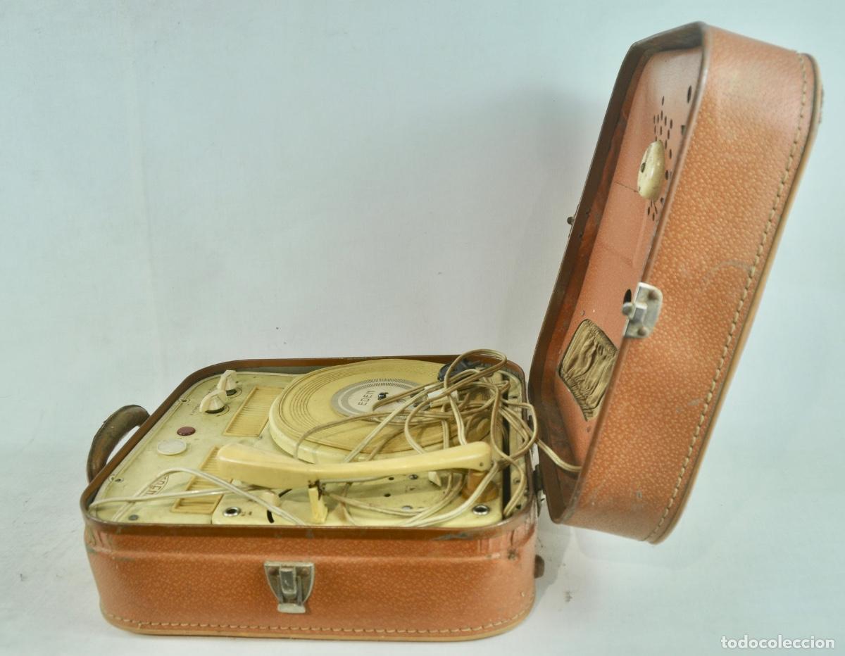 Radios antiguas: Tocadiscos de la marca Ed&eacute;n con funda marr&oacute;n - Foto 3