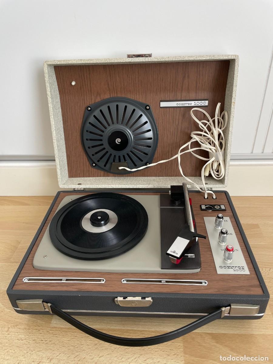 Radios antiguas: TOCADISCOS PORT&Aacute;TIL VINTAGE CONVER 1000