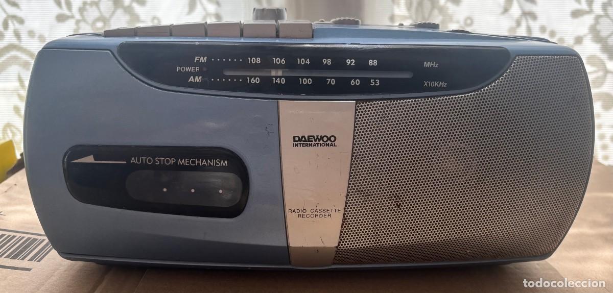 Radios antiguas: RADIO DAEWOO INTERNATIONAL PARA COLECCIONISMO O REPARACION. RADIOCASSE-02