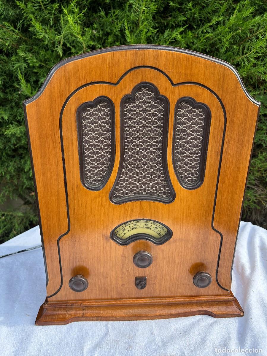Radios antiguas: RADIO ANTIGUA PHILIPS NOSTALGIE RB 635 / FUNCIONANDO