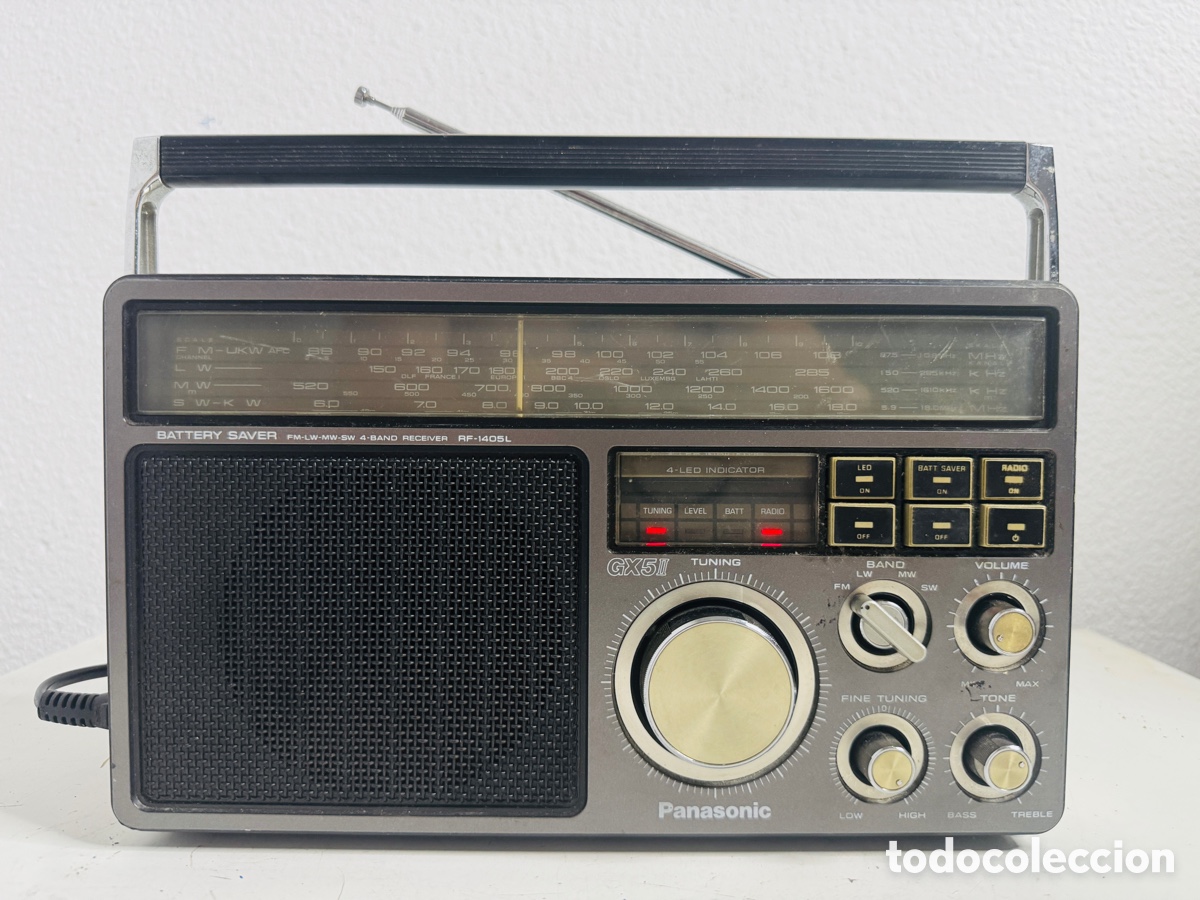 Radios antiguas: Receptor de 4 bandas Panasonic RF-1405L LW/MW/FM/SW sin tapa pilas funciona ok